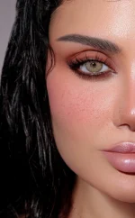 عدسة سيليبرتي زازا - الصورة 2