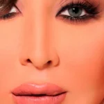 عدسة الاء إزميرالد