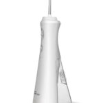 جهاز تنظيف الأسنان بالماء اللاسلكي ووتربيك بلس - أبيض